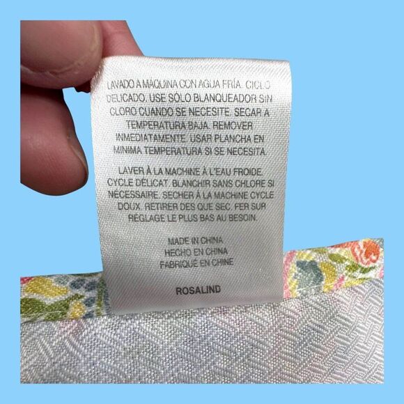 J. Queen New York Paisley Napkins Indoor Outdoor Picnic Set Of 8 18"  Polyester - Picture 5 of 9